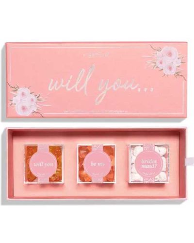 <p>Searching for the perfect bridesmaid proposal gift idea? This unique Candy Bento Box is a thoughtful way to "propose" to your besties, with a celebratory theme of champagne and diamonds.</p>